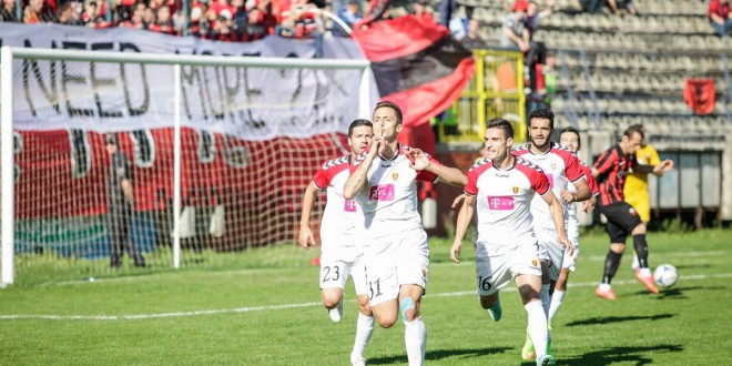 Победа за навивачите,Вардар славеше во Тетово против Шкендија