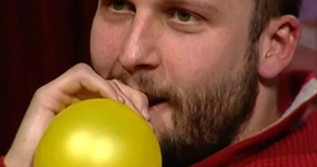 (ВИДЕО) Стоилов се заканува на хелиум