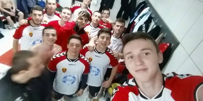 Младинците на Рк Вардар Јуниор, на турнир во Белград