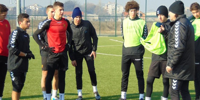 (ФОТОГАЛЕРИЈА) Младинците на ФК Вардар ги започнаа зимските подготовки