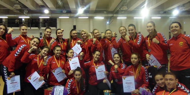 (ФОТО) Младинките на Жрк Вардар го освоија турнирот “Вардар, еден живот, една љубов“