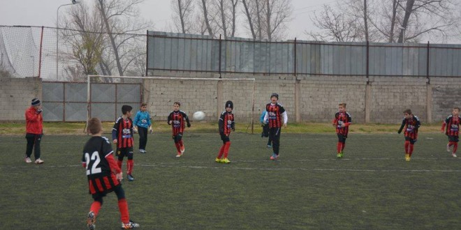 Утре започнуваат тренинзите во новата година за “петлињата“ на фудбалскиот клуб Вардар