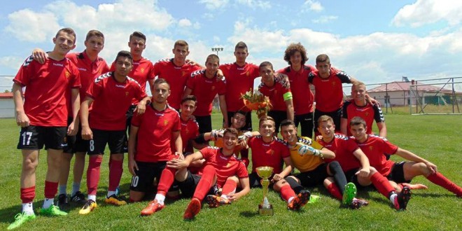 “Имресивните“ резултати во пролетниот дел, на младинците на ФК Вардар им донесоа шампионска титула
