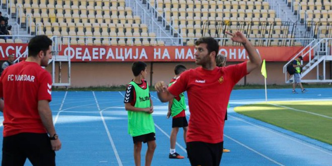 (Фото) Тигран Барсегјан пред вчерашниот натпревар