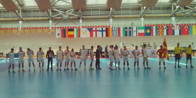 Кадетската репрезентација стартуваше со убедлива победа на ЕХФ Шампионатот