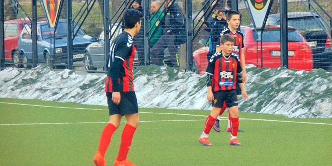 Вардаровите фудбалски генерации “2002“ и “2003“ славеа на контролни натпревари против Победа од Прилеп