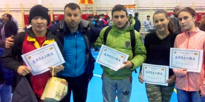 Борење! Одличен успех на Вардарци на изборниот шампионат за пионери и помлади сениори У-23 во Прилеп (ВИДЕА)