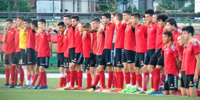 (ФОТОГАЛЕРИЈА) Пенал рулетот посреќен за Вардарци, кои ќе играат во финалето на турнирот “Скопје куп„