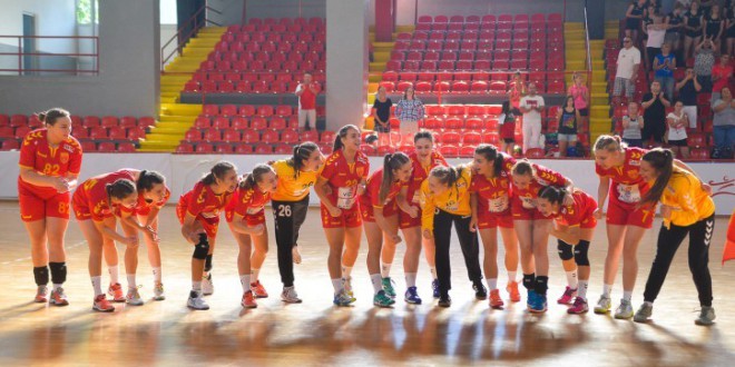 Солидно издание на Вардарките, Мицевска и Трпевска, во победата на кадетската репрезентација на ЕП во Скопје
