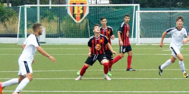 (Фотогалерија) Младинците на ФК Вардар се во најдобрите осум екипи од националниот куп