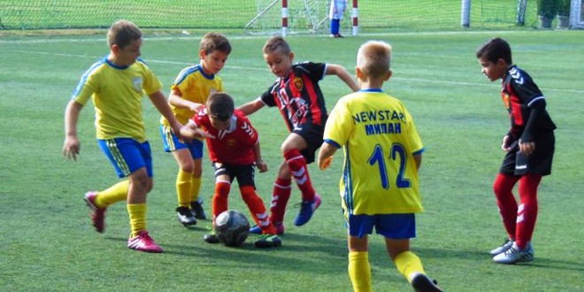 (ФОТО) Најмладите Вардарчиња од “2010“ со победа и пораз ја стартуваа сезоната во детската лига