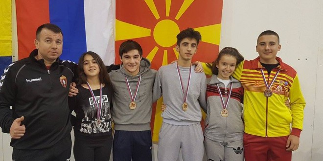 Борење! Голем успех на младите вардарци на турнирот во Белград, три злата и по едно сребро и бронза (Фото)