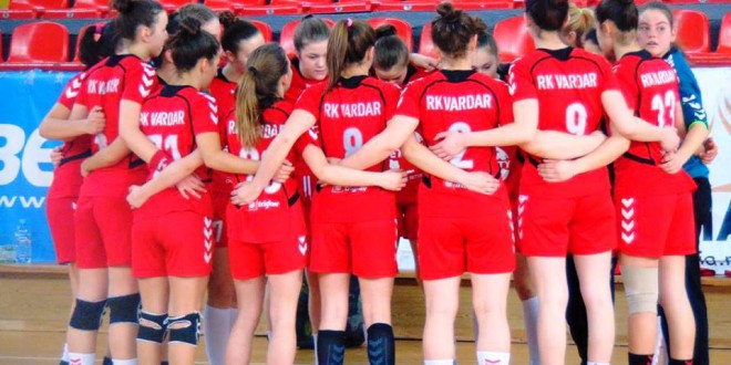 Куманово и Вардар Јуниор втор пат сезонава одиграа со идентичен нерешен резултат, во дербито на женската кадетска лига