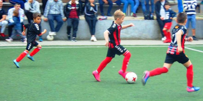 Победи за најмладите генер. “2009“ и “2010“ на ФК Вардар, во денешното коло од детската лига