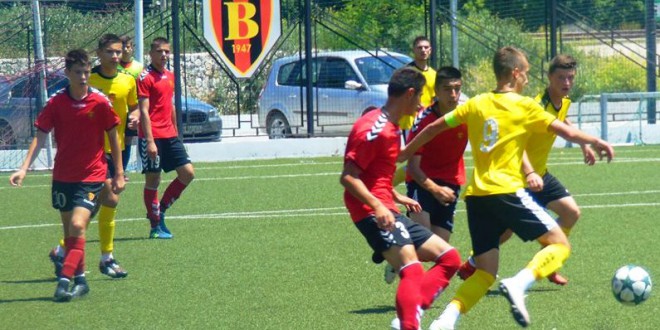 Пионерите на ФК Вардар од утре ќе настапуваат на силен меѓународен турнир во Сараево