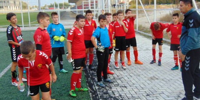 (Фотогалерија) Две нови сигурни победи на  ФК Вардар генер. “2007„ во Детската лига