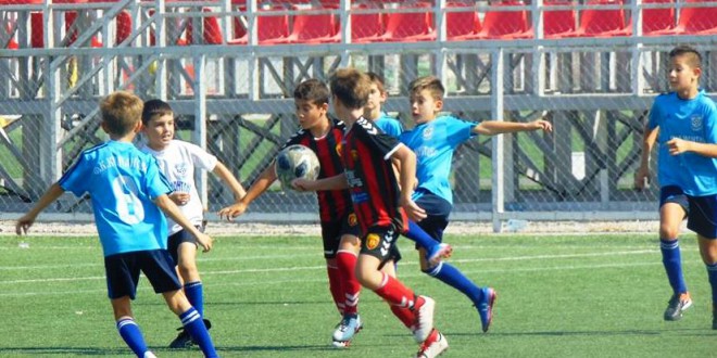 (Фотогалерија) ФК Вардар генер. 2009 викендов одигра два дуели во Детската лига