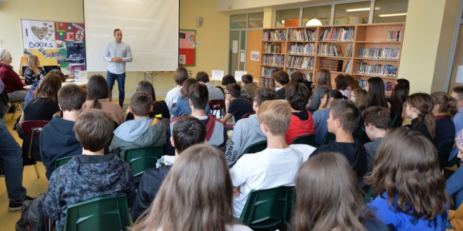 (ФОТО) Парондо одржа предавање во интернационалното училиште “Нова“
