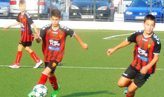 (Фотогалерија) Двете вардарови генерации победнички во регионалната-скопска лига