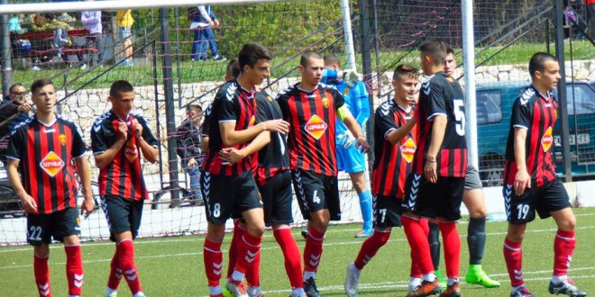 Младинците на ФК Вардар по втор пат го совладаа Работнички и ќе играат во финалето на купот