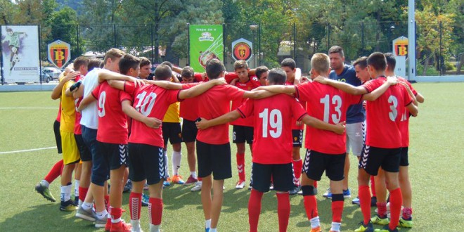 Утре, пом.пионери на ФК Вардар ќе бидат крунисани во Шампиони на Македонија, кадетите и младинците во сабота гостуваат кај Шкендија