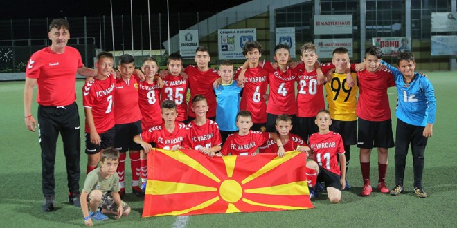 (Фотогалерија) Шампиони… ФК Вардар ген.2007 дојде до пехарот на „Црно Море Куп„