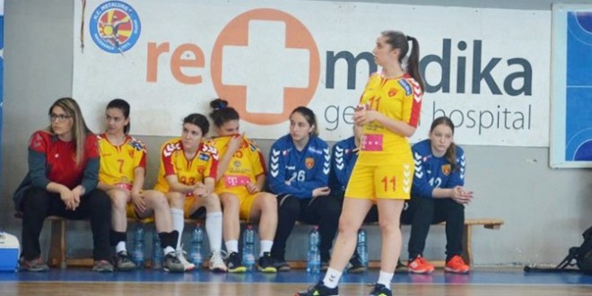 (ФОТО) Втора победа над Бугарија, сите шест младинки од ЖРК Вардар имаа настап