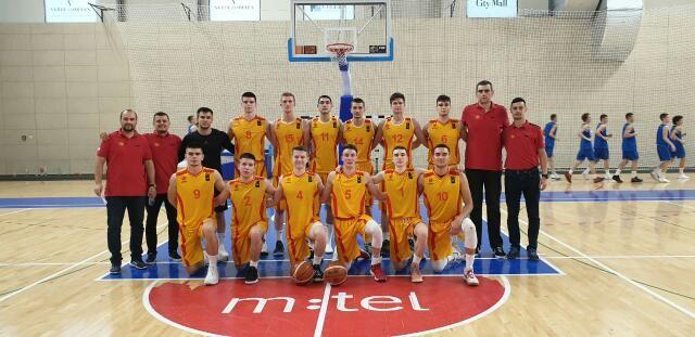 Кошарка: Две победи за македонските јуниори на турнирот во Скопје, вардарецот Ташковски дел од оваа селекција