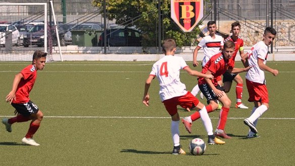 Пет генерации на ФК Вардар ќе ги одиграат првите 1/4 финални мечеви во Купот