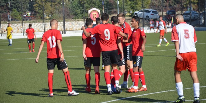 Убедливи триумфи за пионерските екипи на ФК Вардар во дуелите со Победа од Прилеп