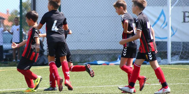 Шест генерации на ФК Вардар ќе се натпреваруваат на турнирот „Пирин Куп Сандански 2020“
