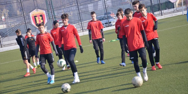 Две високи гостински победи за пионерските екипи на ФК Вардар во воведното пролетно коло
