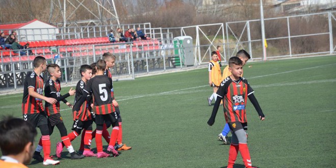 Вардаровите генерации со нови натпревари во детската лига