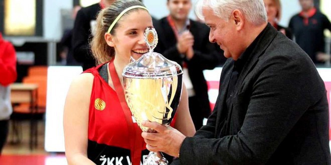 Лани на денешен ден, Деловска го подигна третиот Куп пехар на ЖКК Вардар