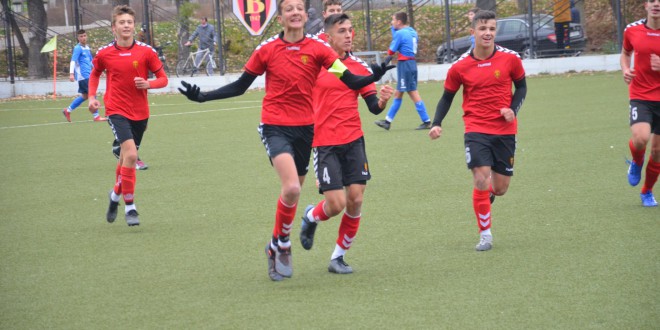 Пионерските екипи на ФК Вардар излегоа како победници на дуелите со Брегалница