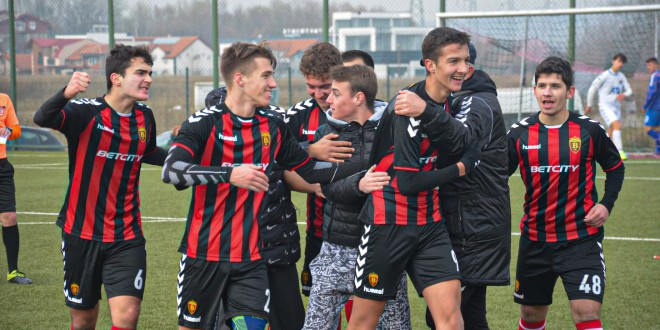 Никола Величковски: Фудбалот е мојот живот, моите планови се да играм за првиот тим на Вардар