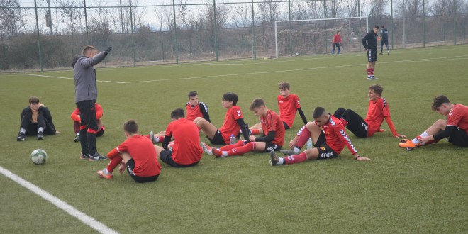 Пионерските екипи на ФК Вардар ќе имаат пријателски натпревари со Македонија Ѓ.П