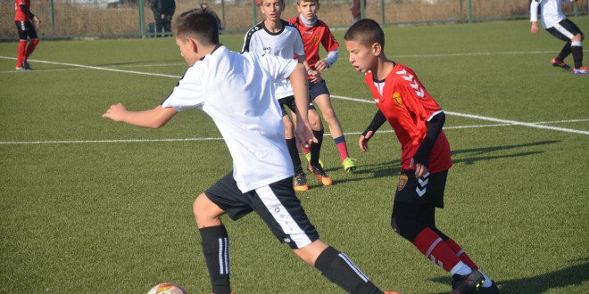 Помладите и повозрасни петлиња на ФК Вардар имаа убедлив старт на сезоната во регионалната Скопска лига