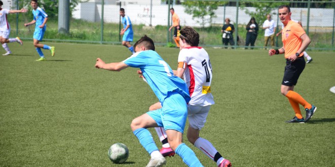 Претстојниве денови, сите четири младински екипи на ФК Вардар ќе ги играат натпреварите од 1/2 финалето во Купот