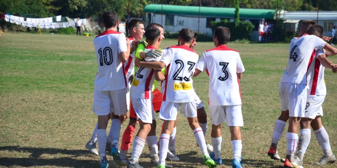 ФК Вардар со три генерации се пласираше во 1/4 финалето на младинскиот Куп на Р.Македонија
