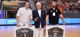 Вардар им се заблагодари на Стоилов и Ристовски за нивниот придонес како играчи на клубот